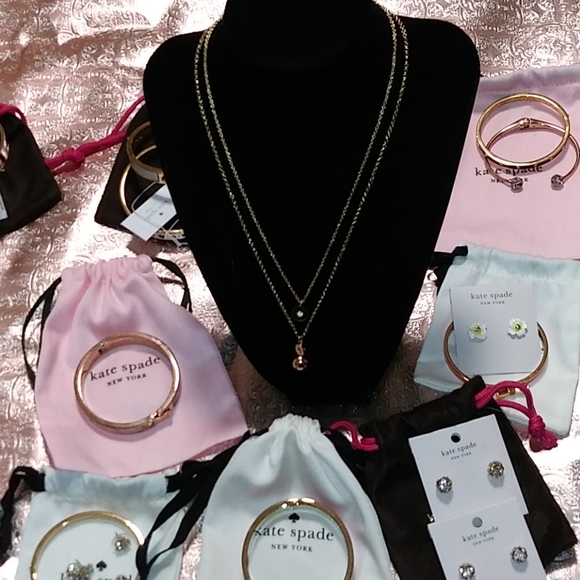 ⏬NWOT KATE SPADE DOUBLE PEARL NECKLACE W/BAG - Picture 9 of 13